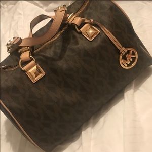 Michael Kors Large Grayson Satchel